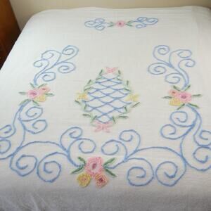 Vintage Chenille Bedspread Full ? 99" x 91" White Floral Cottage Cotton Granny